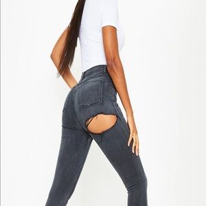 Pretty little thing bum rip jeans